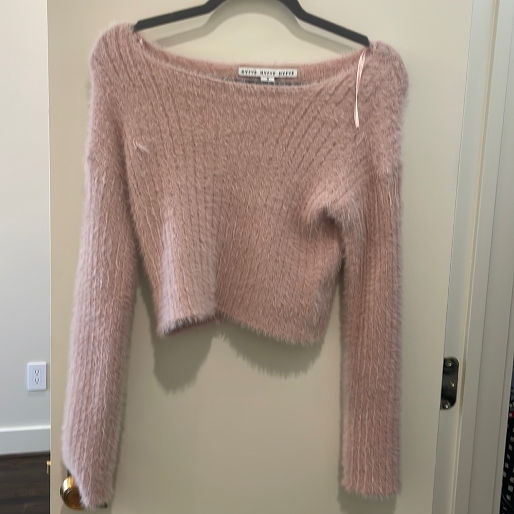 Hyfve sweater